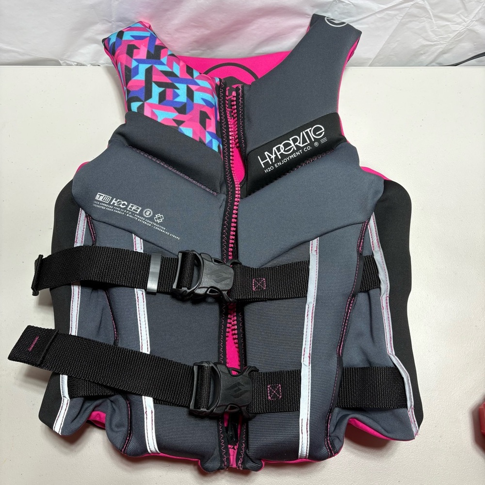 Hyperlite Neoprene Life Vest in Gray & Hot Pink size ladies small
